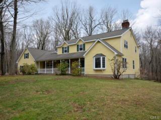 32 Old Field Ln, West Redding, CT 06896 exterior