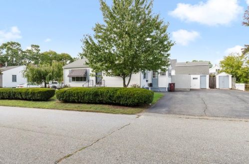 99 Ruskin Ave, Woonsocket, RI 02895 exterior