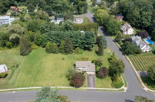 117 Winesap Rd, Kensington, CT 06037 exterior