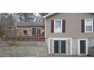 64 Oak Hill Rd, Tilton, NH 03276 exterior