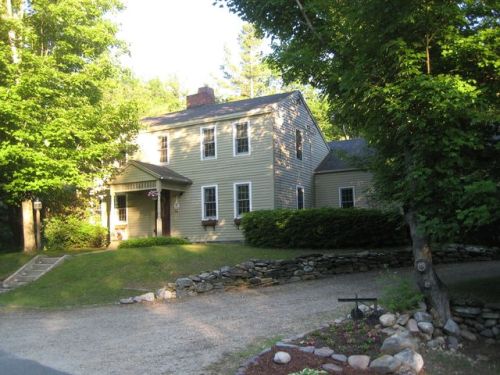 246 Brooks Station Rd, Princeton, MA 01541 exterior