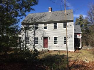 29 Old Orchard Rd, Shutesbury, MA 01072 exterior