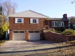 25 Simpson St, Newton, MA 02458 exterior
