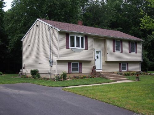 468 Kemp Rd, North Windham, CT 06247 exterior