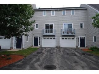 4 Profile Cir, Nashua, NH 03063 exterior