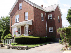 23 Shamrock St, Newton, MA 02458 exterior