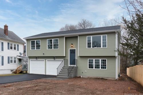 67 Germania St, Southington, CT 06489 exterior