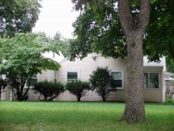25 Larkin Rd, Newton, MA 02465 exterior
