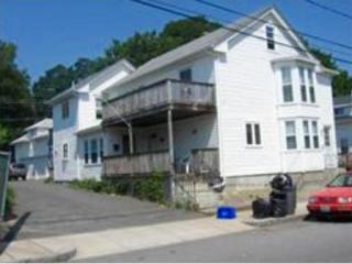 8 Federal St, Warren, RI 02885 exterior
