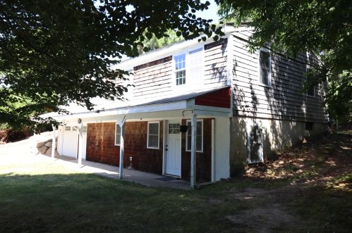 250 Higgins Crowell Rd, Yarmouth, MA 02673 exterior