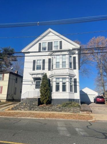 153 Roger Williams Ave, Providence, RI 02907 exterior