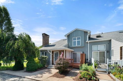 31 Ivy Ln, Wapping, CT 06074 exterior
