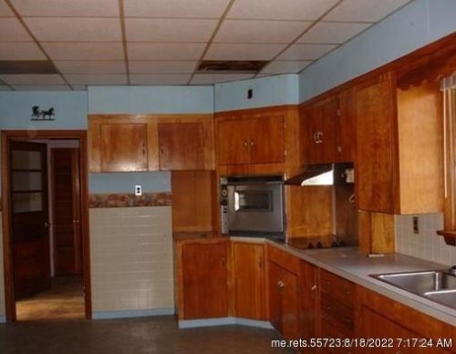 490 High St, Rumford, ME 04276 exterior
