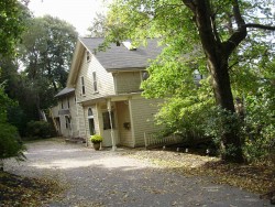 51 Greenwood Ave, Newton, MA 02465 exterior
