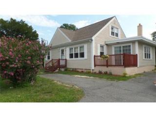 756 Metacom Ave, Bristol, RI 02809 exterior