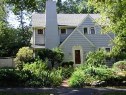 51 Holman Rd, Newton, MA 02466 exterior