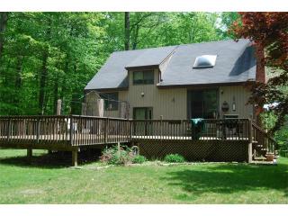 59 Spindrift Ln, Guilford, CT 06437 exterior