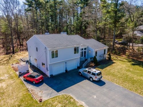 58 Reservoir Rd, Acushnet, MA 02743 exterior