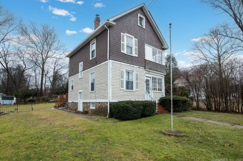 19 Leland St, New Britain, CT 06052 exterior