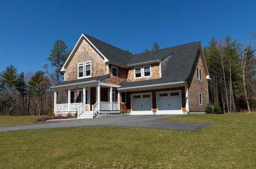 45 Spencers Grant Dr, East Greenwich, RI 02818 exterior