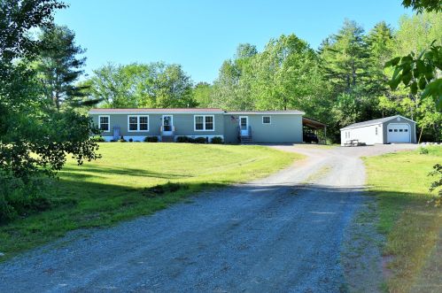 86 Twitchell Rd, Plymouth, ME 04969 exterior