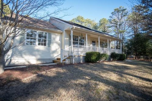 680 Victory Hwy, West Greenwich, RI 02817 exterior