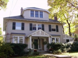 12 Bradford Rd, Newton, MA 02461 exterior