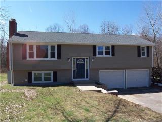 37 Richmond Cres, Windsor, CT 06095 exterior