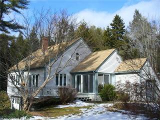 44 Brickyard Cove Rd, Harpswell, ME 04079 exterior