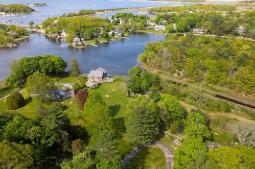 80 Black Horse Ln, Cohasset, MA 02025 exterior