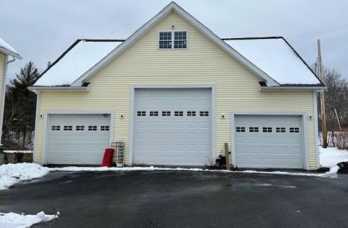 135 Old Wallum Lake Rd, Pascoag, RI 02859 exterior