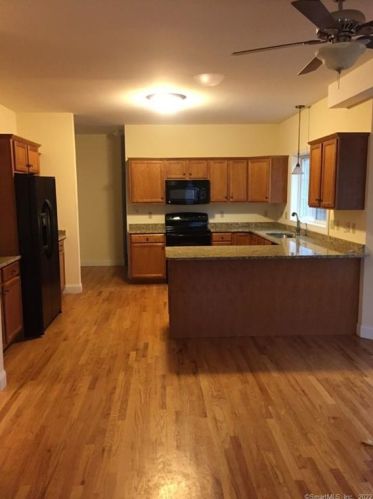 176 Silver Brook Ln, Torrington, CT 06790 exterior