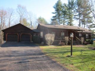 220 Sandown Rd, Fremont, NH 03044 exterior