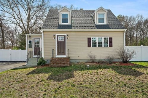 2 Woodbine St, Taunton, MA 02780 exterior