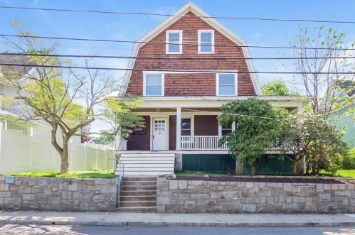 12 Chestnut St, Westerly, RI 02891 exterior