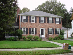 70 Paulson Rd, Newton, MA 02468 exterior