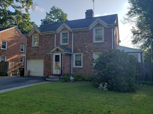 909 Roosevelt Ave, Springfield, MA 01109 exterior