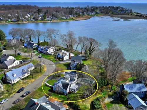 35 Captains Walk, Milford, CT 06460 exterior