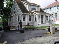 32 Indiana Ter, Newton, MA 02464 exterior