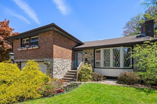 83 Rogers Rd, Bristol, CT 06010 exterior