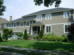 60 Peregrine Rd, Newton, MA 02459 exterior