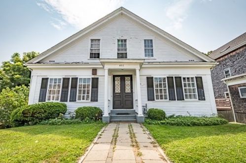431 Prospect St, Fall-River, MA 02726 exterior