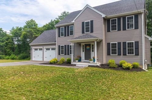 3 Station St, Kingston, MA 02364 exterior
