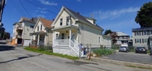 3 Berkeley Ct, Lawrence, MA 01841 exterior