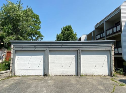 29 Halmstad St, Worcester, MA 01607 exterior
