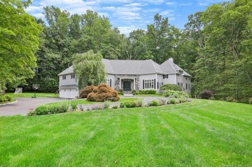 295 Smith Ridge Rd, New Canaan, CT 06840 exterior