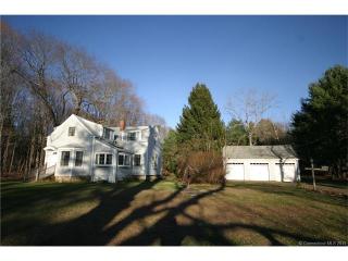 14 Bridge St, Colchester, CT 06415 exterior