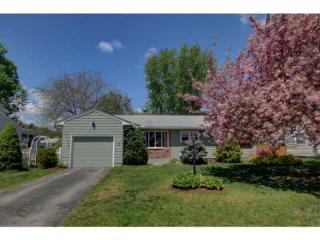 35 Barstow Rd, Warwick, RI 02888 exterior