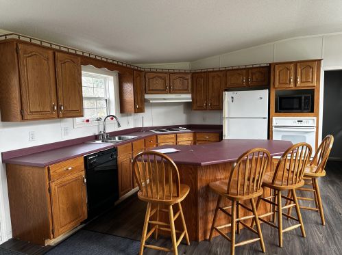 29 Parkhurst Siding Rd, Presque Isle, ME 04769 exterior