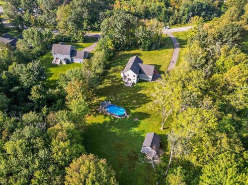 54 Lane Rd, Derry, NH 03038 exterior